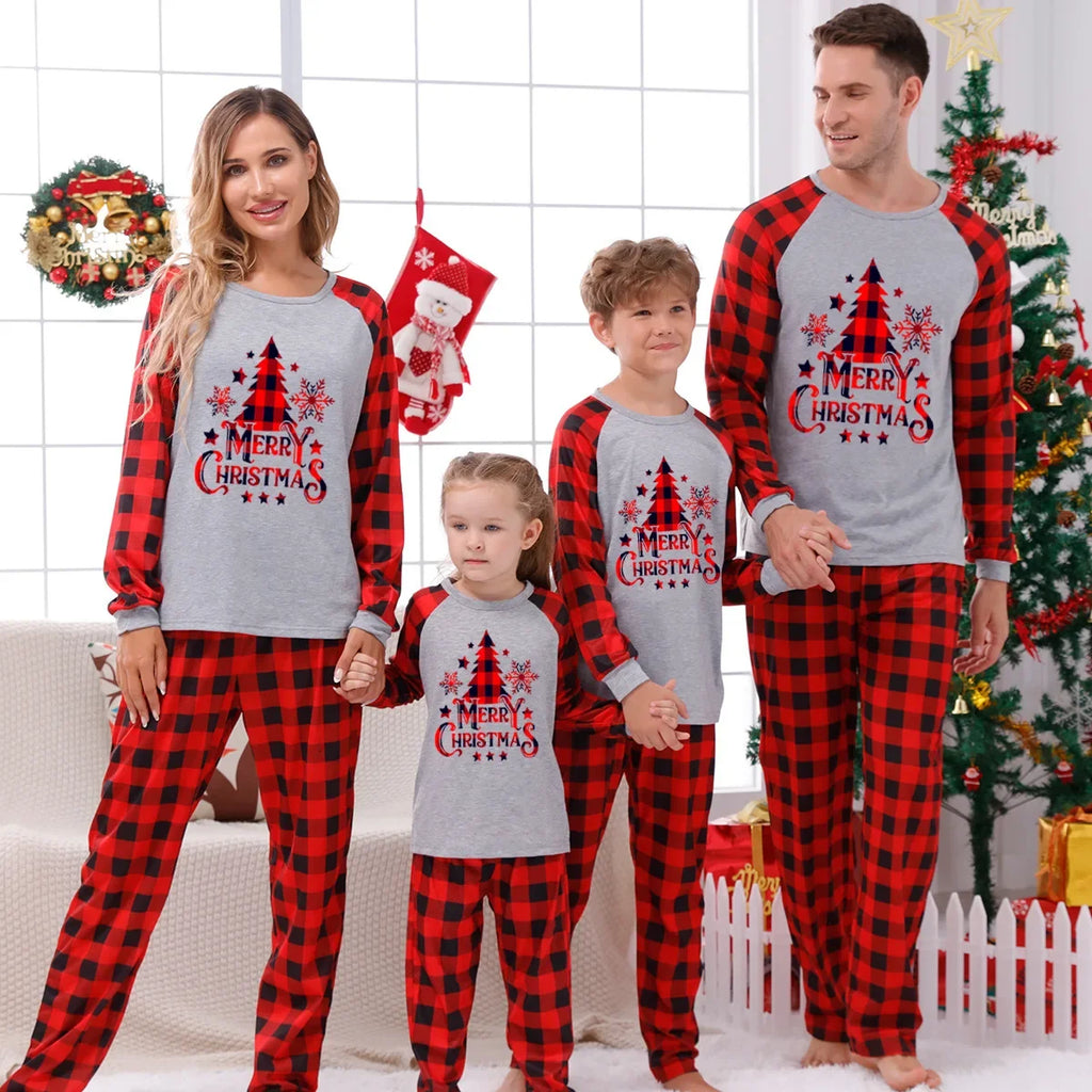 Cosy plaid pyjama set with "Merry Christmas" tree